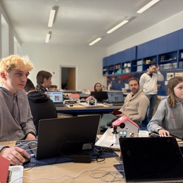 Workshopy Robofuture na naší škole v plném proudu